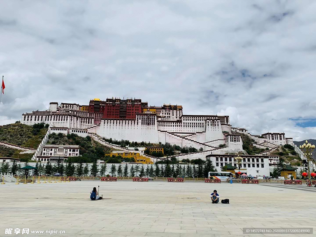 布达拉宫风景