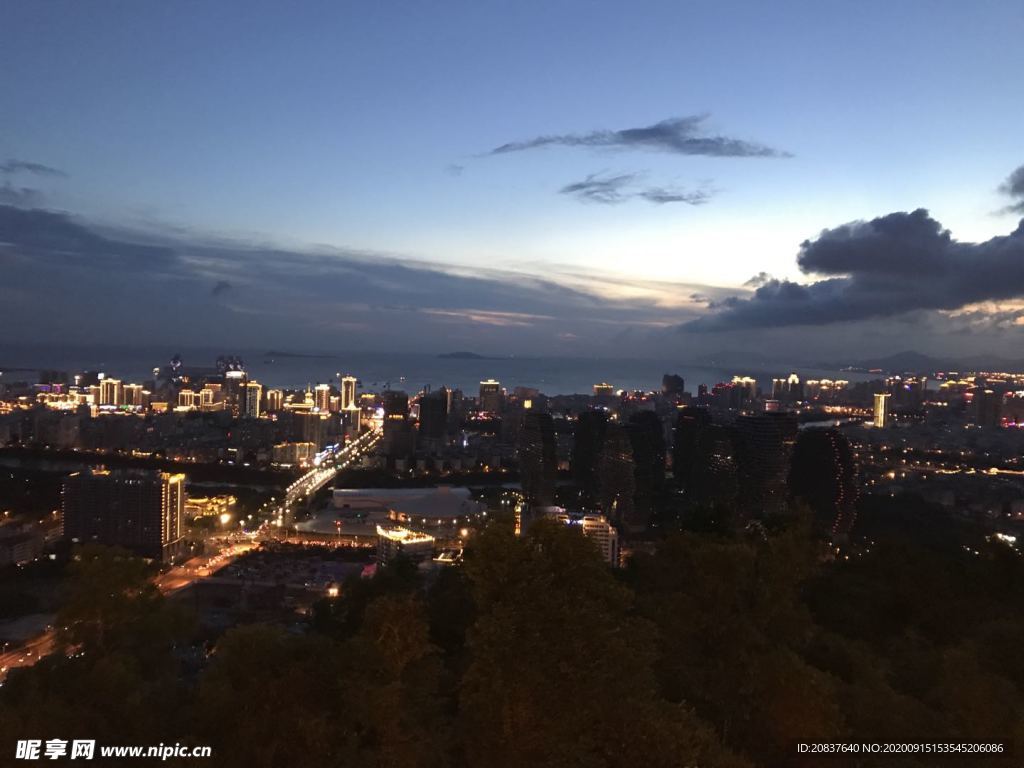 三亚夜景 三亚情人桥夜景