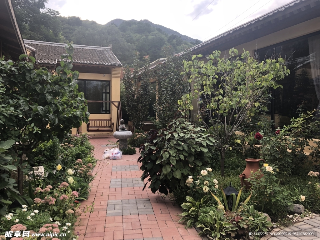 山里民宿