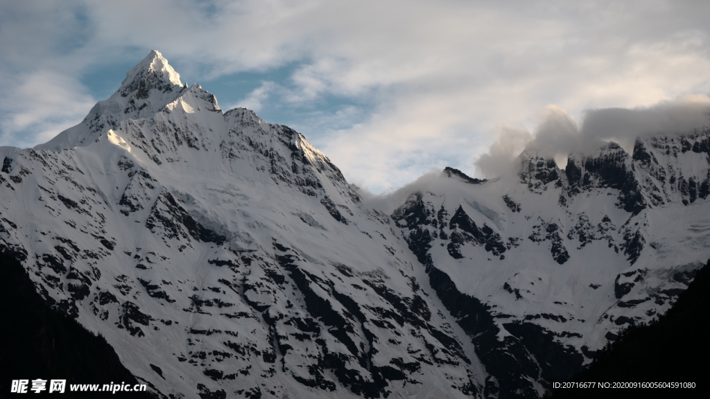 雪山