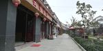 一排商铺建筑图片