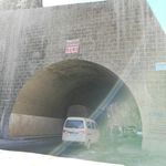 随道山洞建筑
