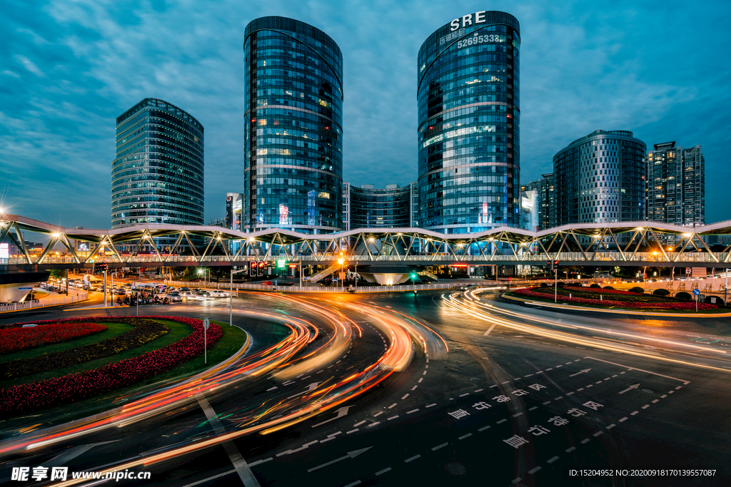 城市车流夜景