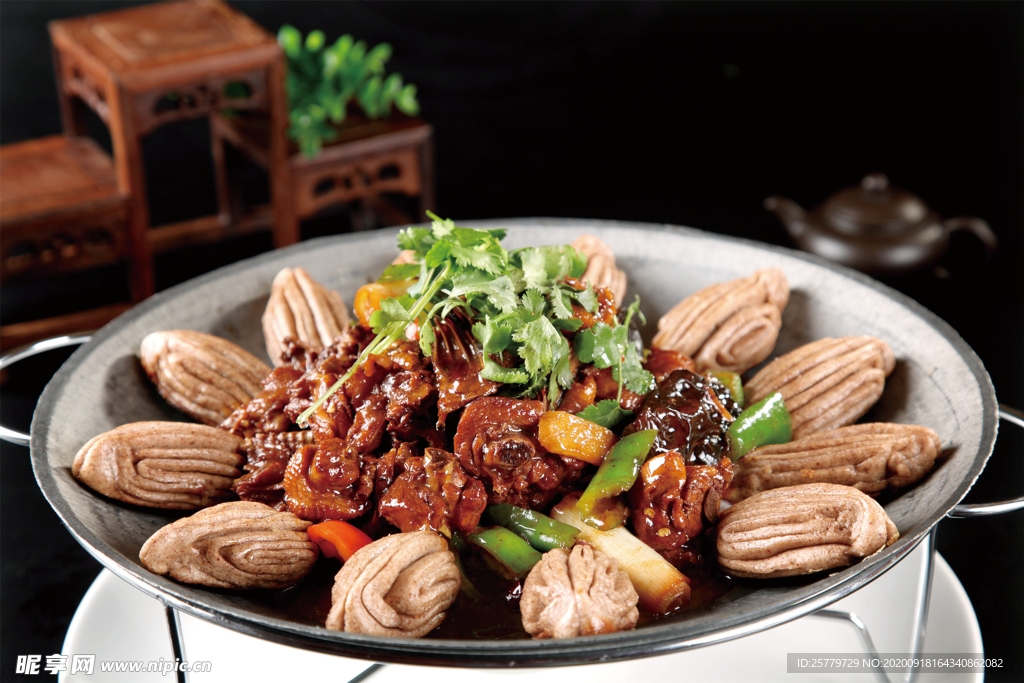 秘制铁锅鸡