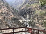 悬崖峭壁