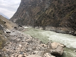 山河