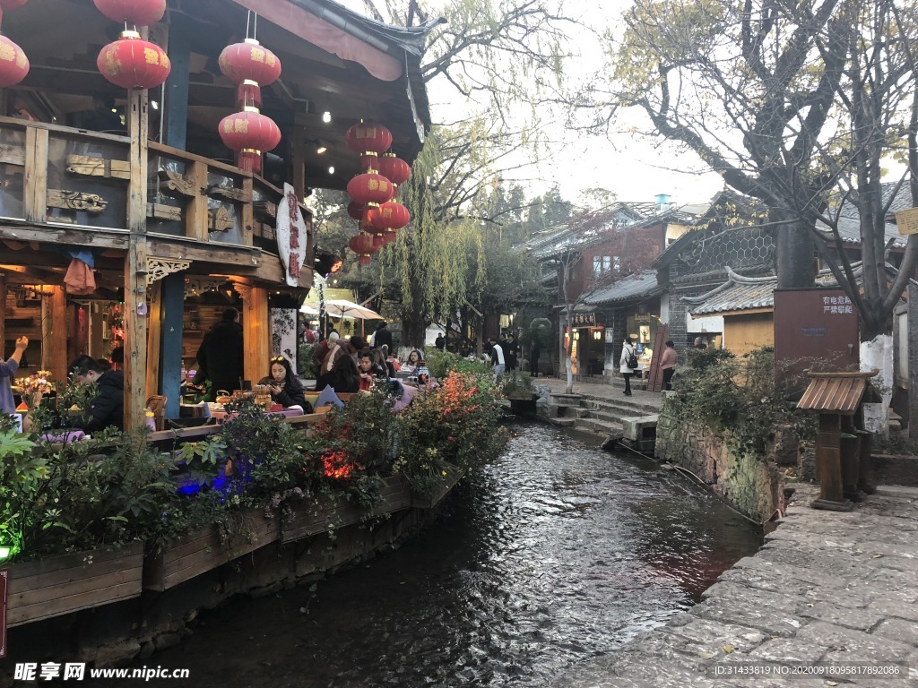 小桥流水