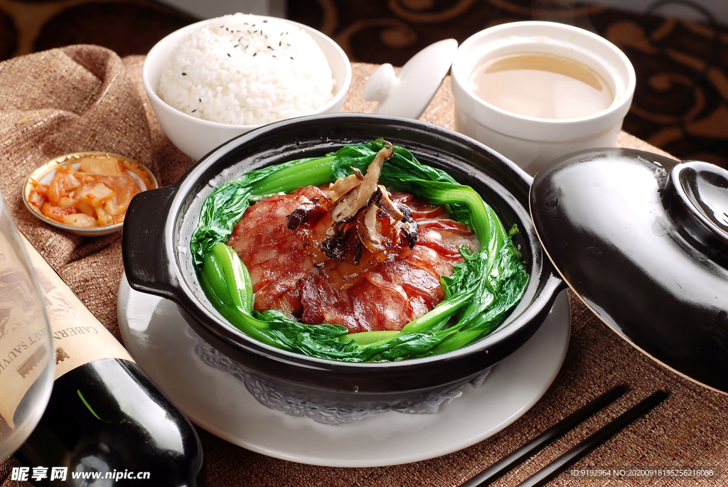 腊味煲仔饭