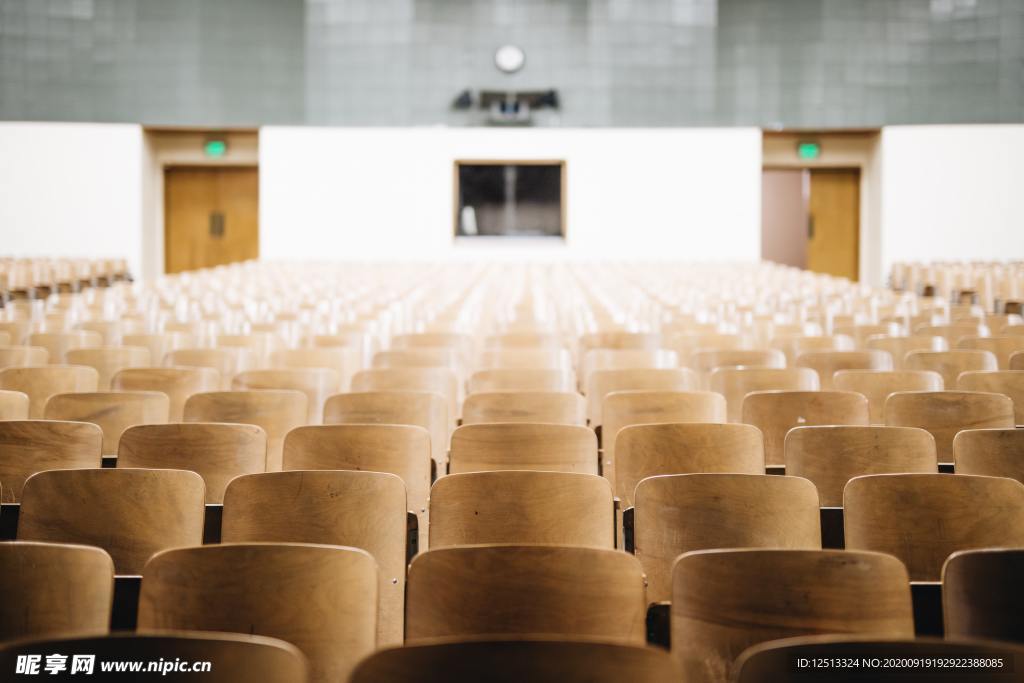 牛津大学