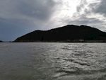 海上的山