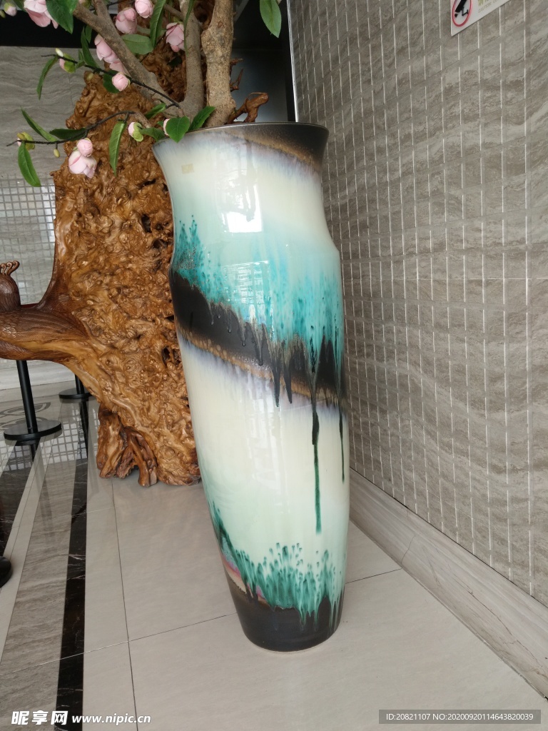 花瓶