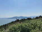 海边远山