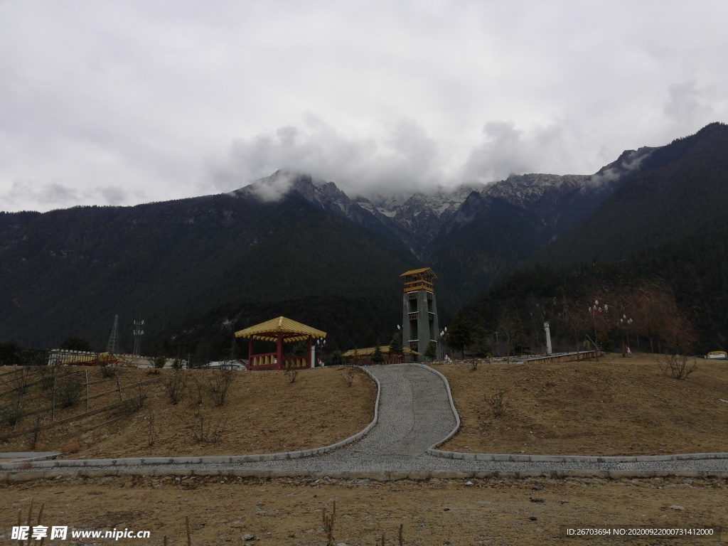 雪山山村公路