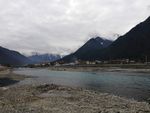 雪山河流风光