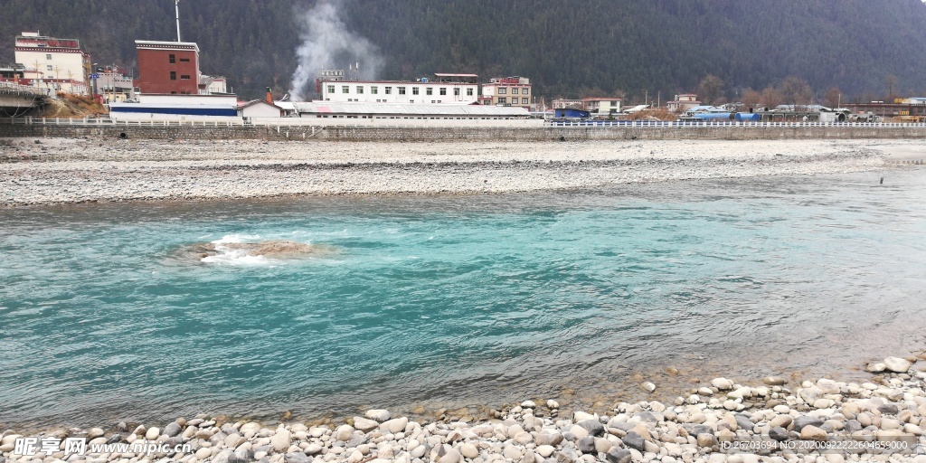 山村河流风景