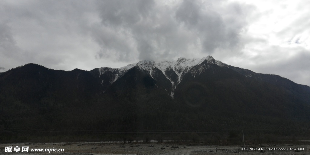 雪山风光