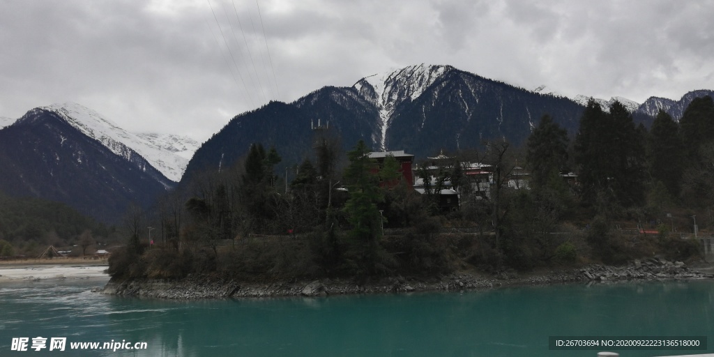 雪山山水风景