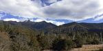蓝天白云高山树林风光