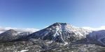 蓝天白云雪山风景