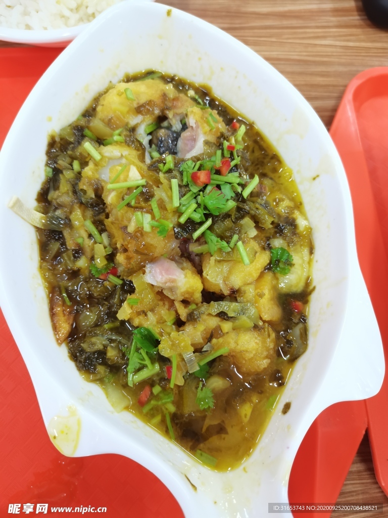 酸菜鱼丸