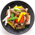 彩椒炒牛柳丝