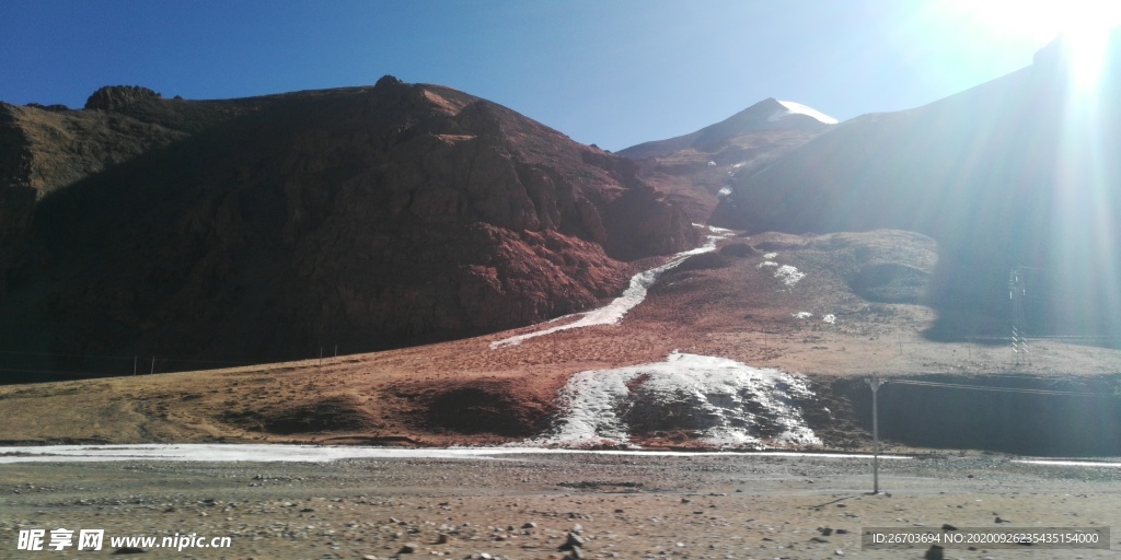 雪山冰川日出风景