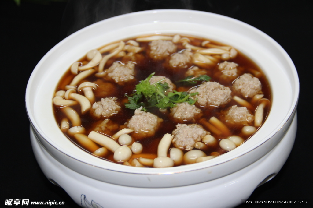 菌菇肉丸