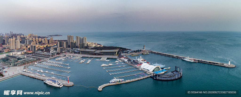 海边旅游旅行海报背景素材