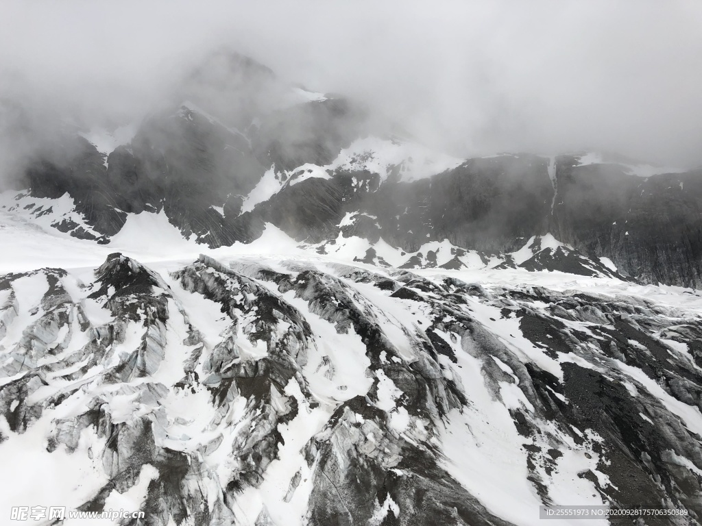 玉龙雪山