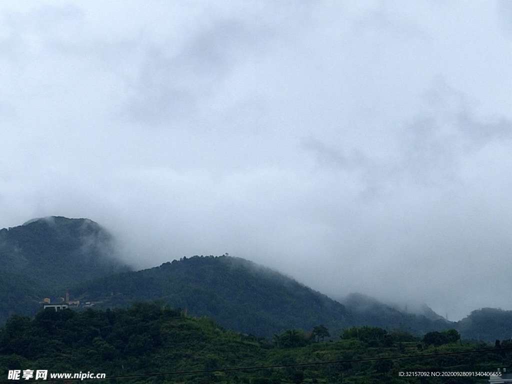 空山新雨后