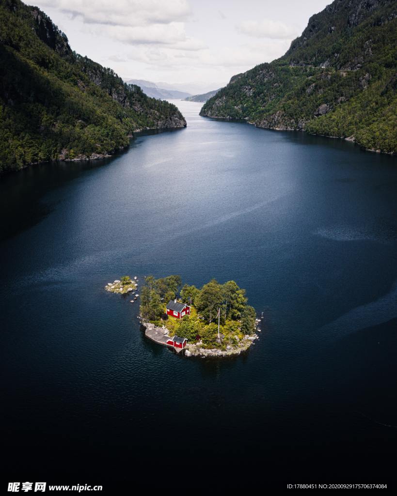 湖水