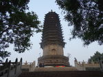 古塔庄严