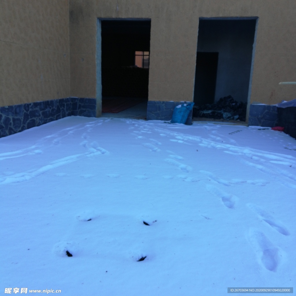 雪地小屋