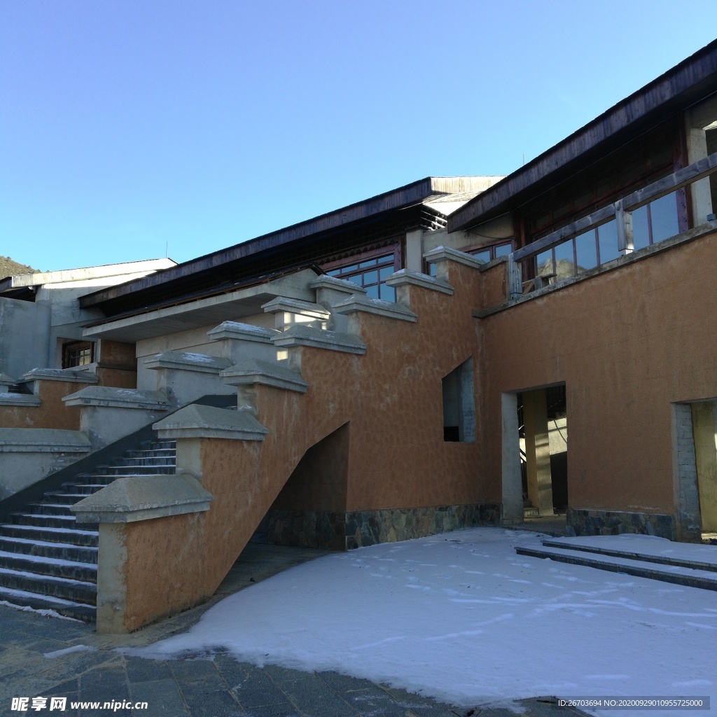 雪地房屋建筑