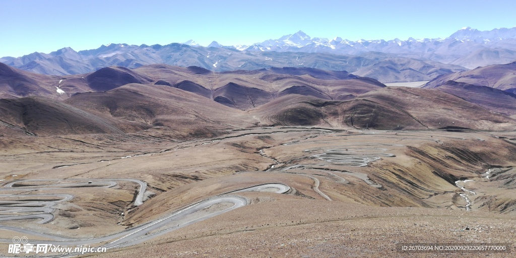 弯弯曲曲的大山公路