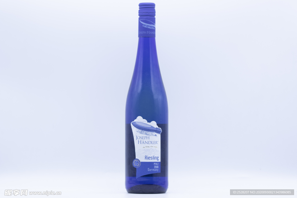 蓝色瓶子酒