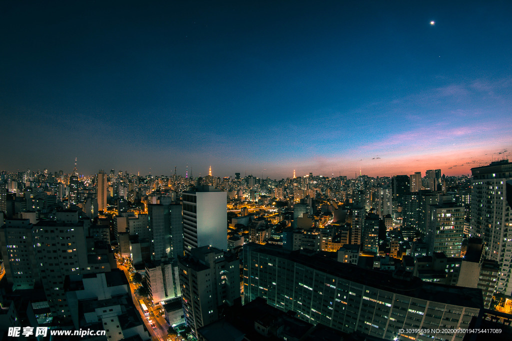 城市