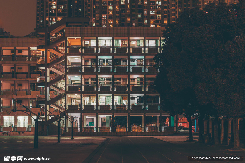 城市