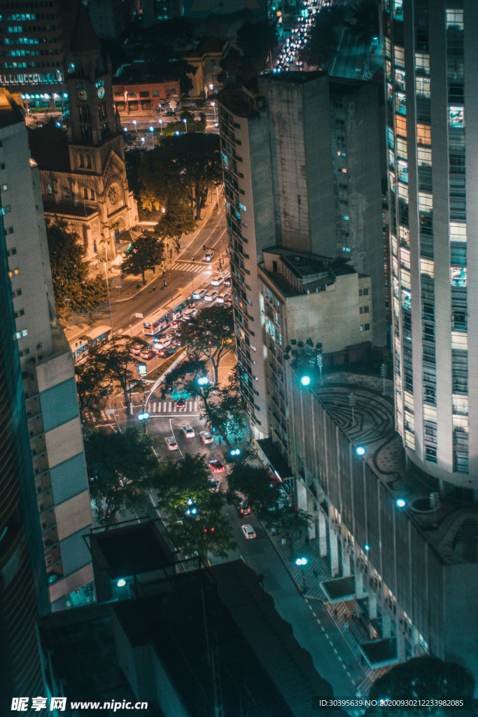城市