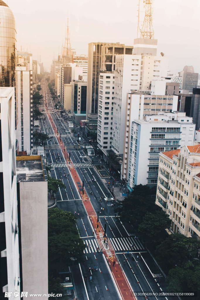 城市