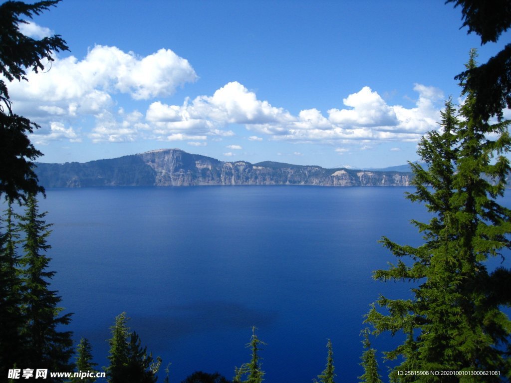 火山湖