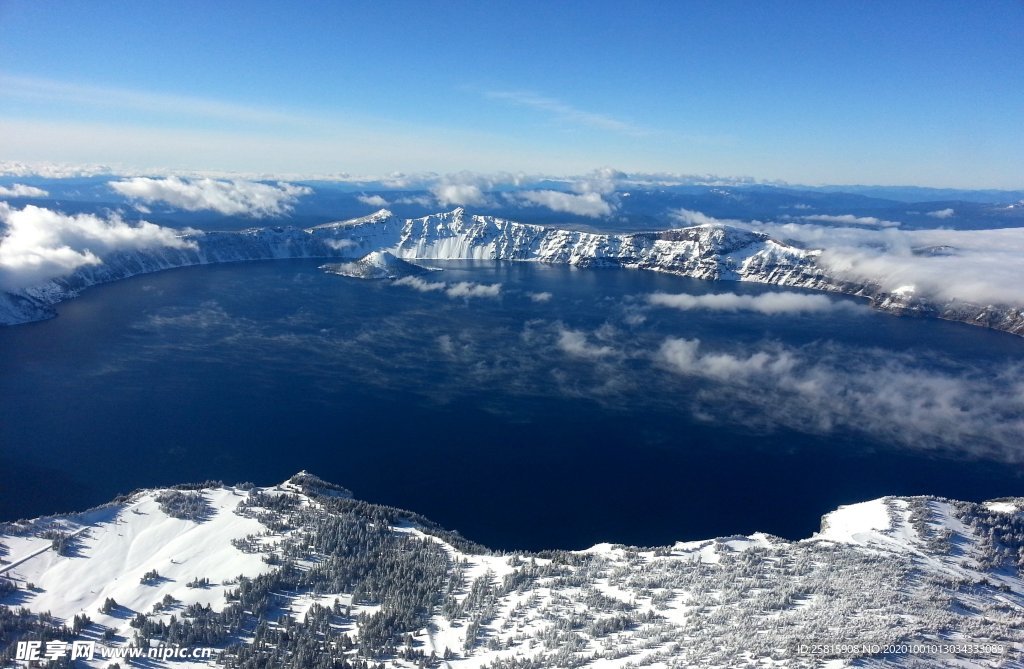 火山湖