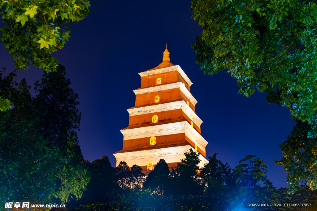 高塔寺庙夜晚景点背景海报素材