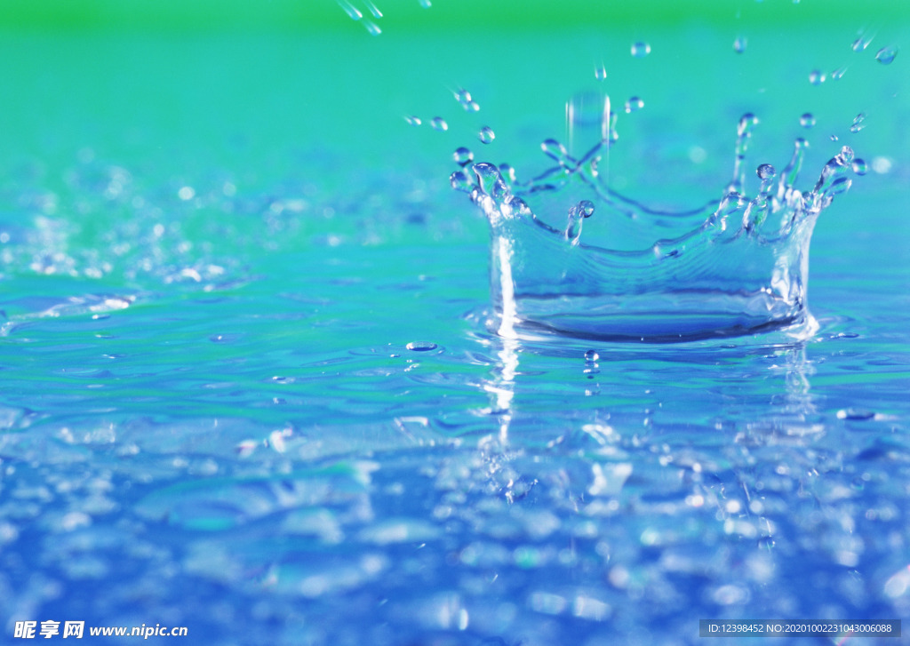 韵动的水纹水滴背景