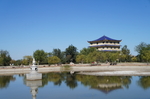 水面反射古建