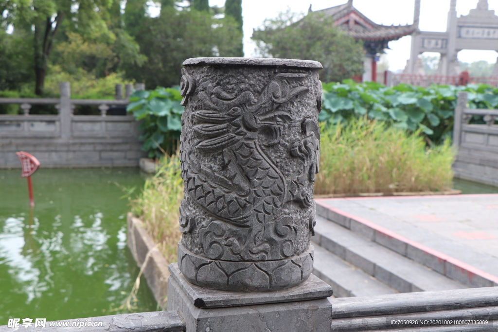 白马寺龙形望柱浮雕图片