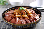 鸭血烧肥肠