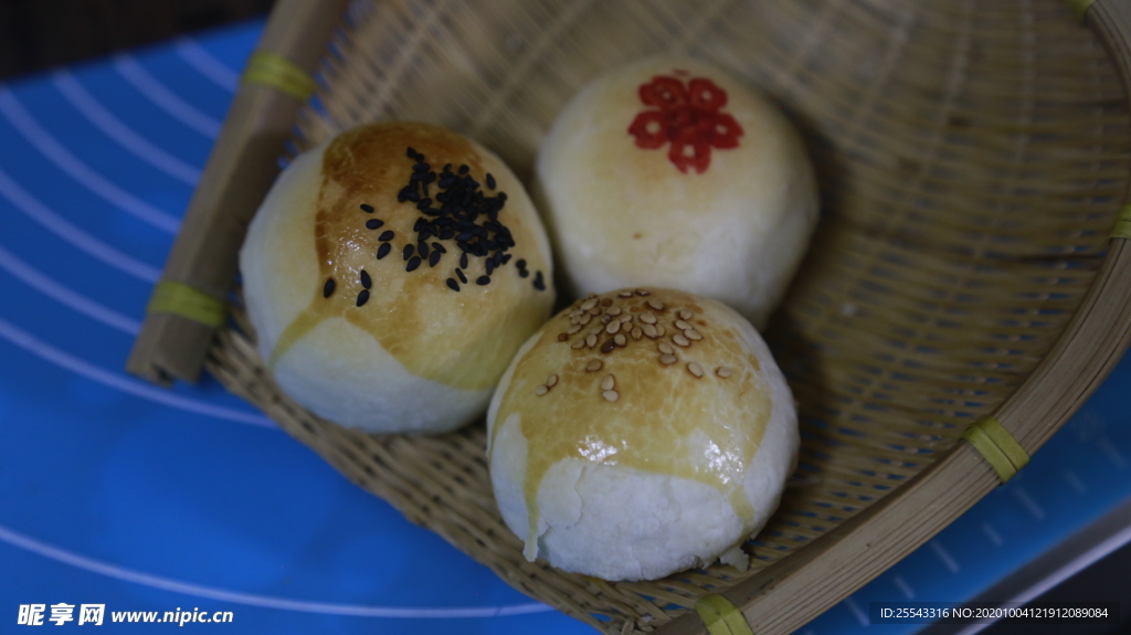 酥式月饼