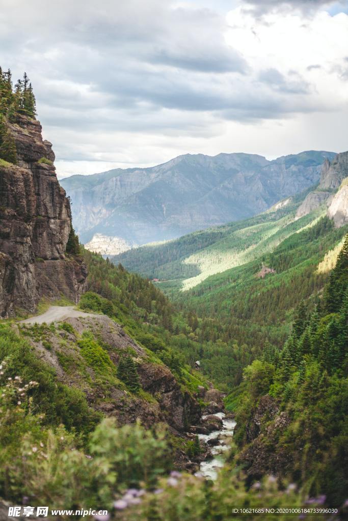 山峰