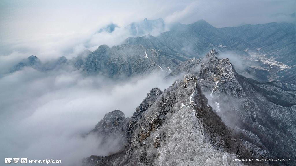 山峰